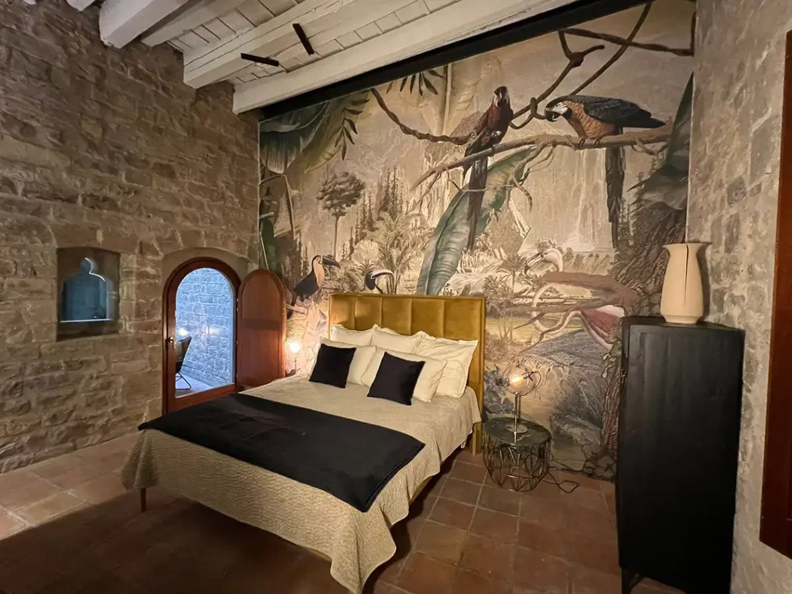 18-Master-bedroom